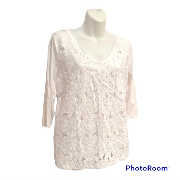 J. Jill Tops - J Jill Top with flower lace detail in white. Size MP